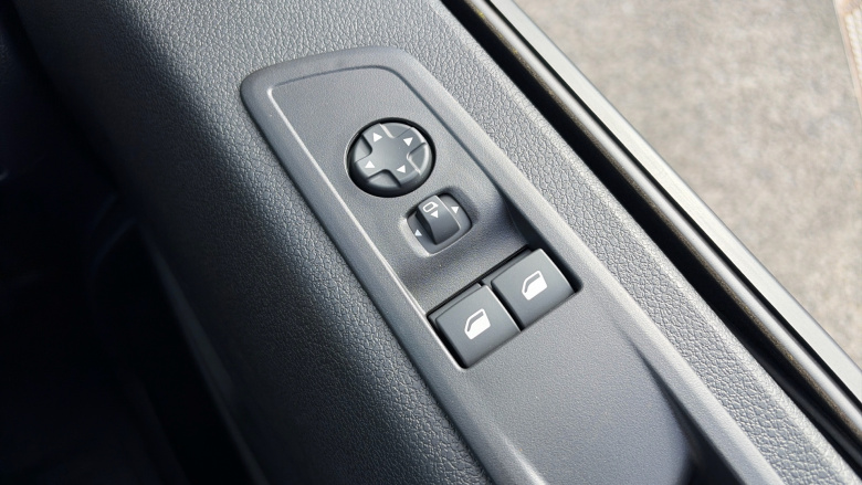 Vauxhall Vivaro L2 Diesel 2.0 Turbo D 145 Prime H1 Van Auto